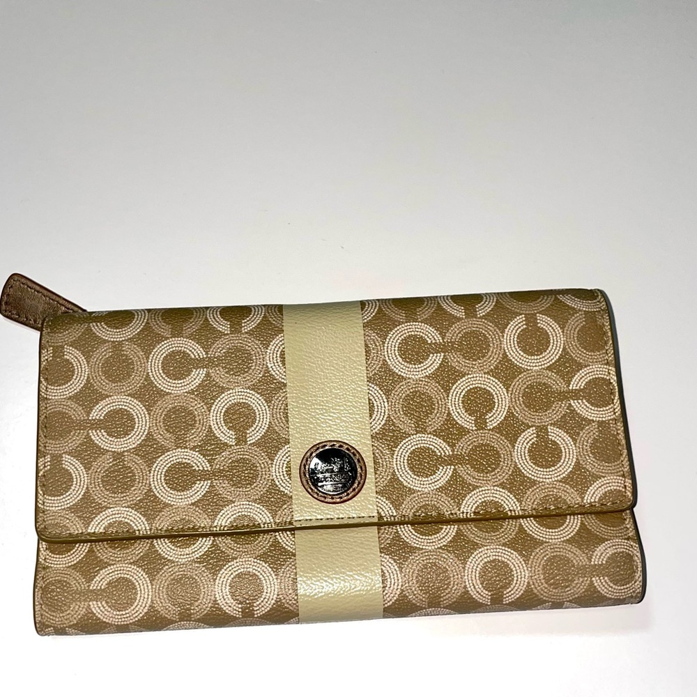 Coach Optic Art Dotted Signature C Large Trifold Wallet